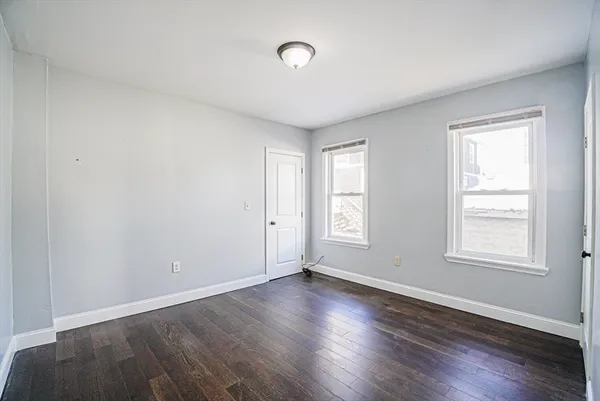 $3,550 | 7 Rosebery Road, Unit 1, Boston, MA 02136