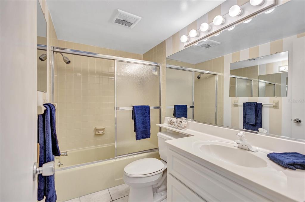 6140 Midnight Pass Road, Unit 603 Sarasota, FL 34242 - Photo 29 of 58