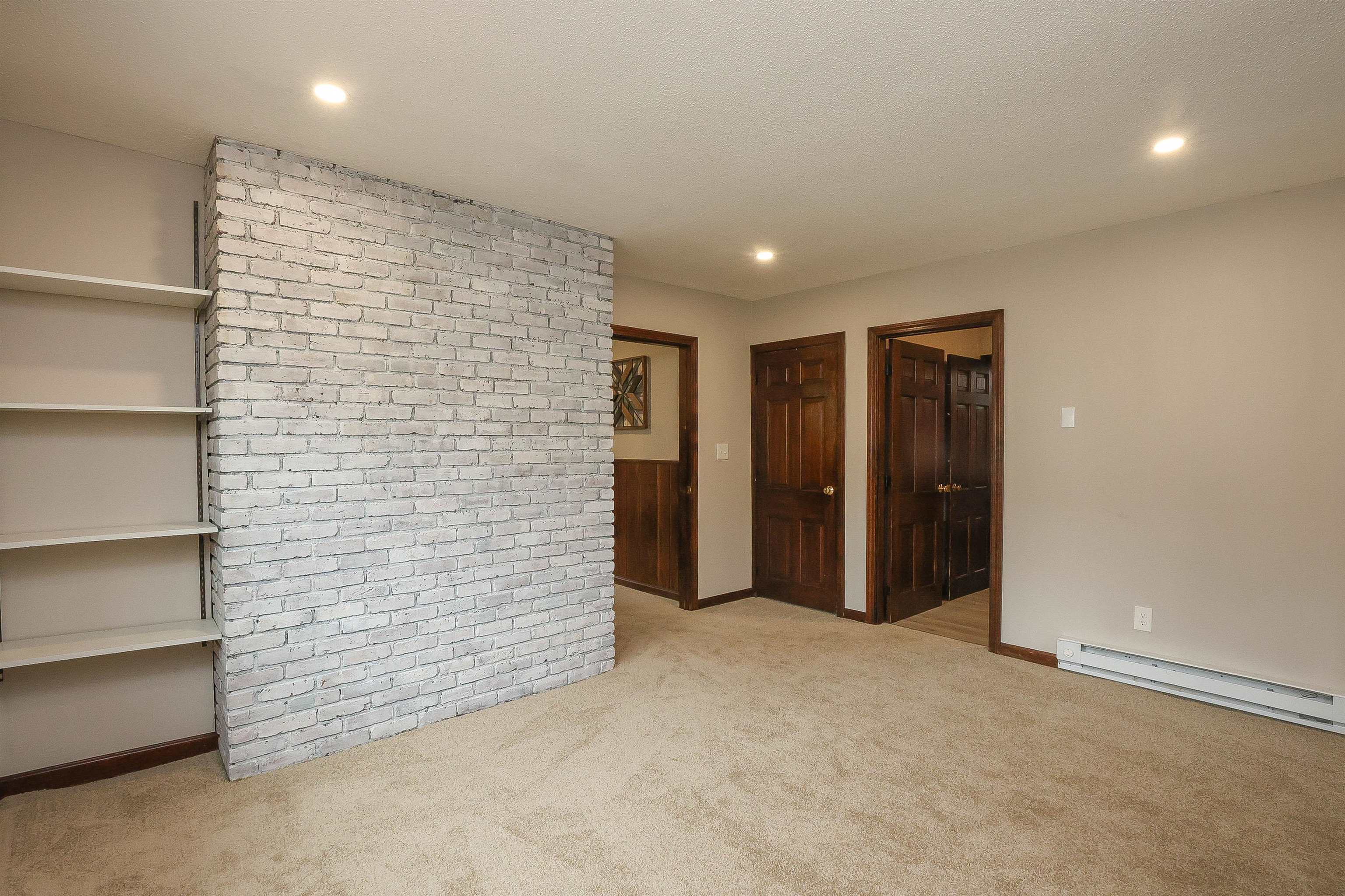 1327 Beech Street Manchester, NH 03104 - Photo 43 of 58