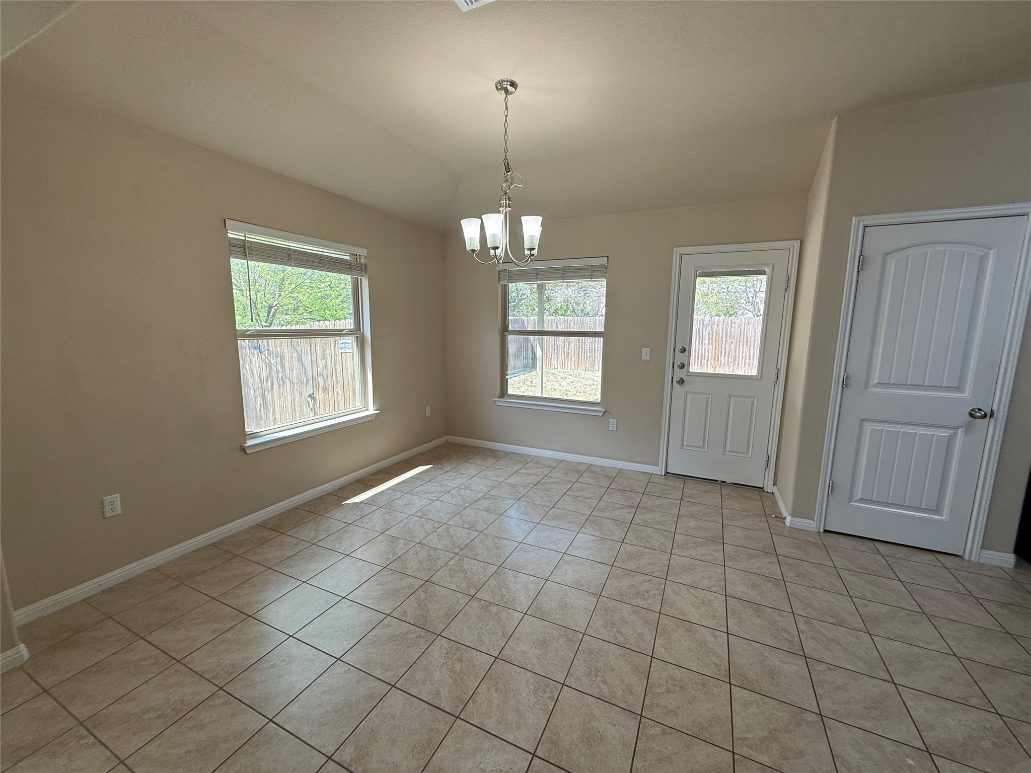 1441 Hamiltons Way Leander, TX 78641 - Photo 14 of 20