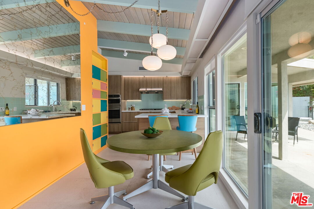 1412 North Tigertail Road Los Angeles, CA 90049 - Photo 11 of 48 Gallery Image 11