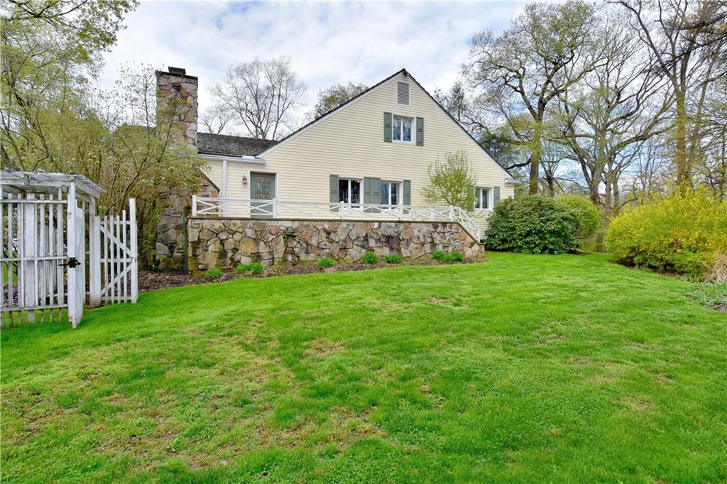401 Buckingham Road Fox Chapel, PA 15215 - Photo 2 of 25 Gallery Image 2