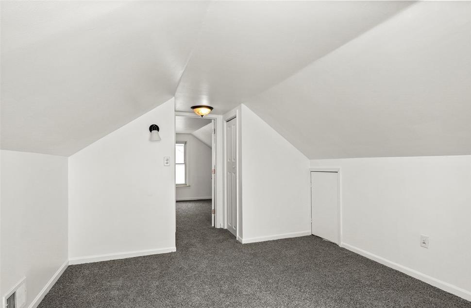 24868 Grove Avenue Eastpointe, MI 48021 - Photo 10 of 10 IMG_4586