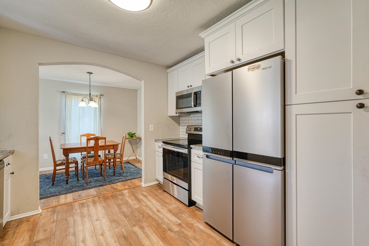 1406 Ridge Road Greenville, SC 29607 - Photo 11 of 36 Gallery Image 11