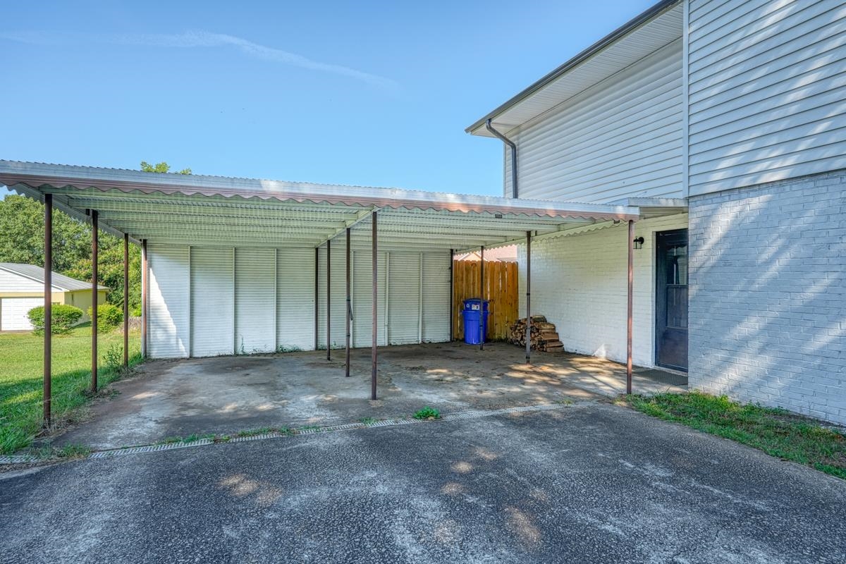 1406 Ridge Road Greenville, SC 29607 - Photo 33 of 36 Gallery Image 33