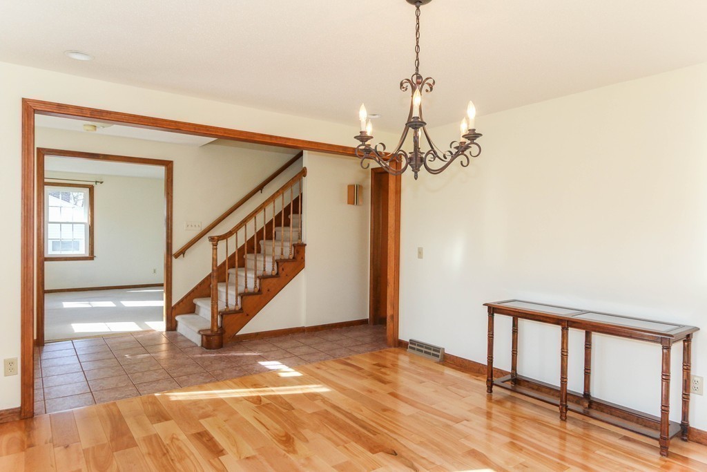 849 Shaker Road Longmeadow, MA 01106 - Photo 11 of 29