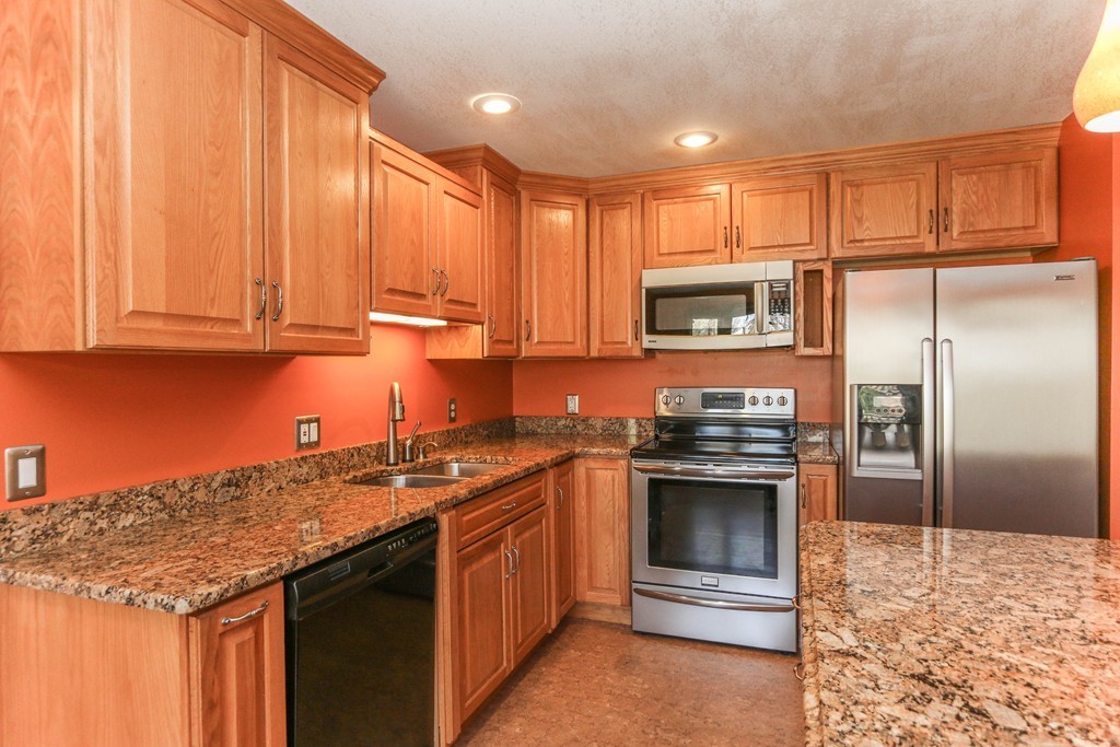 849 Shaker Road Longmeadow, MA 01106 - Photo 3 of 29