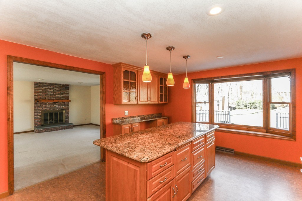 849 Shaker Road Longmeadow, MA 01106 - Photo 7 of 29