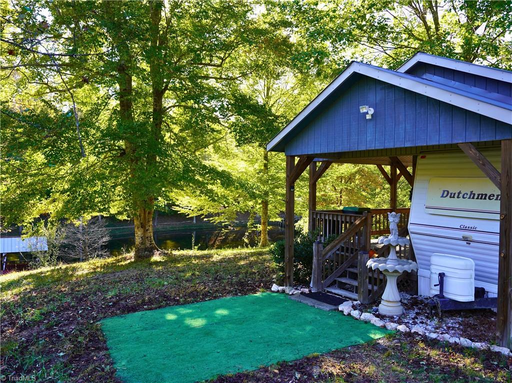 999 County Line Road Bassett, VA 24055 - Photo 21 of 50 Gallery Image 21