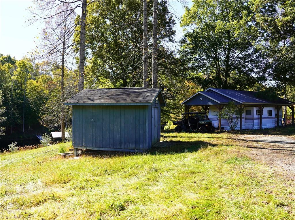 999 County Line Road Bassett, VA 24055 - Photo 37 of 50 Gallery Image 37
