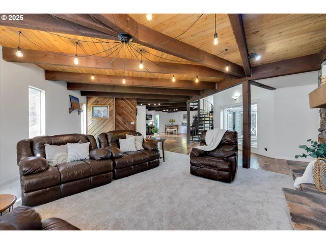 $1,395,000 | 7755 Southwest Bracken Drive, Cornelius, OR 97113