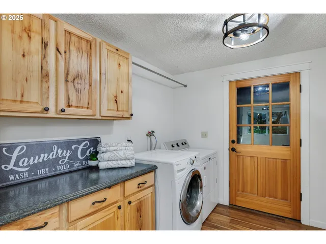 $1,395,000 | 7755 Southwest Bracken Drive, Cornelius, OR 97113