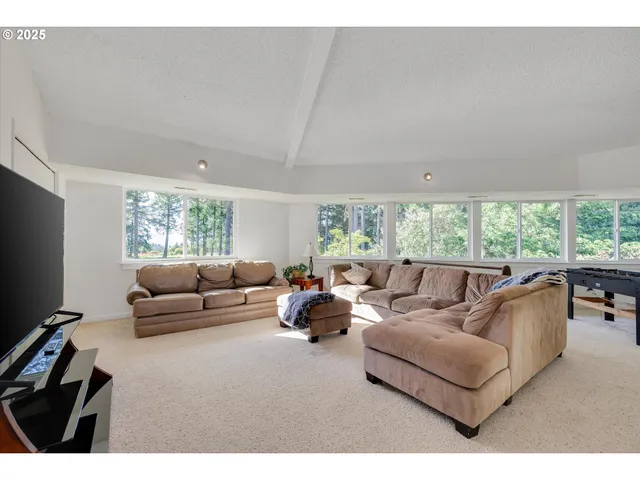 $1,395,000 | 7755 Southwest Bracken Drive, Cornelius, OR 97113