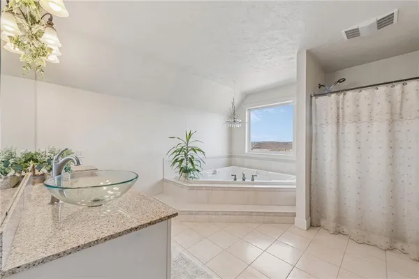 $680,000 | 836 Forest Oaks Trail, North Huntingdon, PA 15642