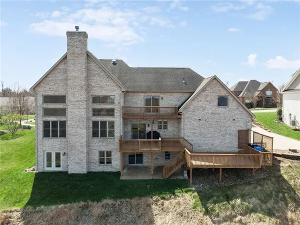 $680,000 | 836 Forest Oaks Trail, North Huntingdon, PA 15642