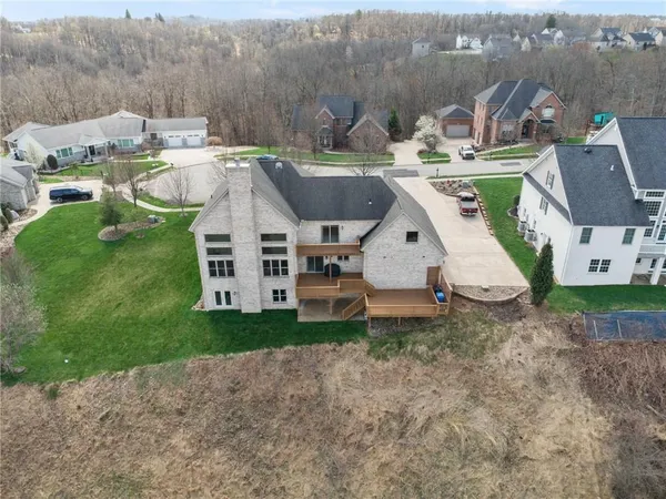 $680,000 | 836 Forest Oaks Trail, North Huntingdon, PA 15642