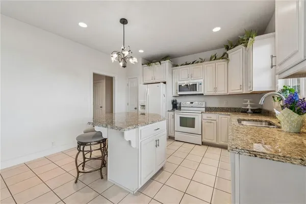 $680,000 | 836 Forest Oaks Trail, North Huntingdon, PA 15642