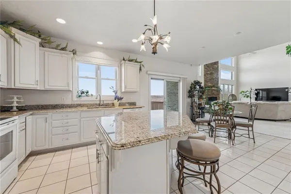 $680,000 | 836 Forest Oaks Trail, North Huntingdon, PA 15642