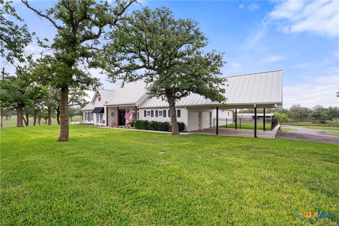 1899 Sunflower Trail Luling, TX 78648 - Photo 5 of 48 Shaded yard