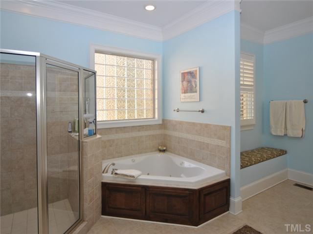 4028 Nottaway Road Durham, NC 27707 - Photo 9 of 12 Gallery Image 9