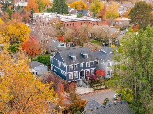 $1,725,000 | 2416 Northeast Regents Drive, Portland, OR 97212