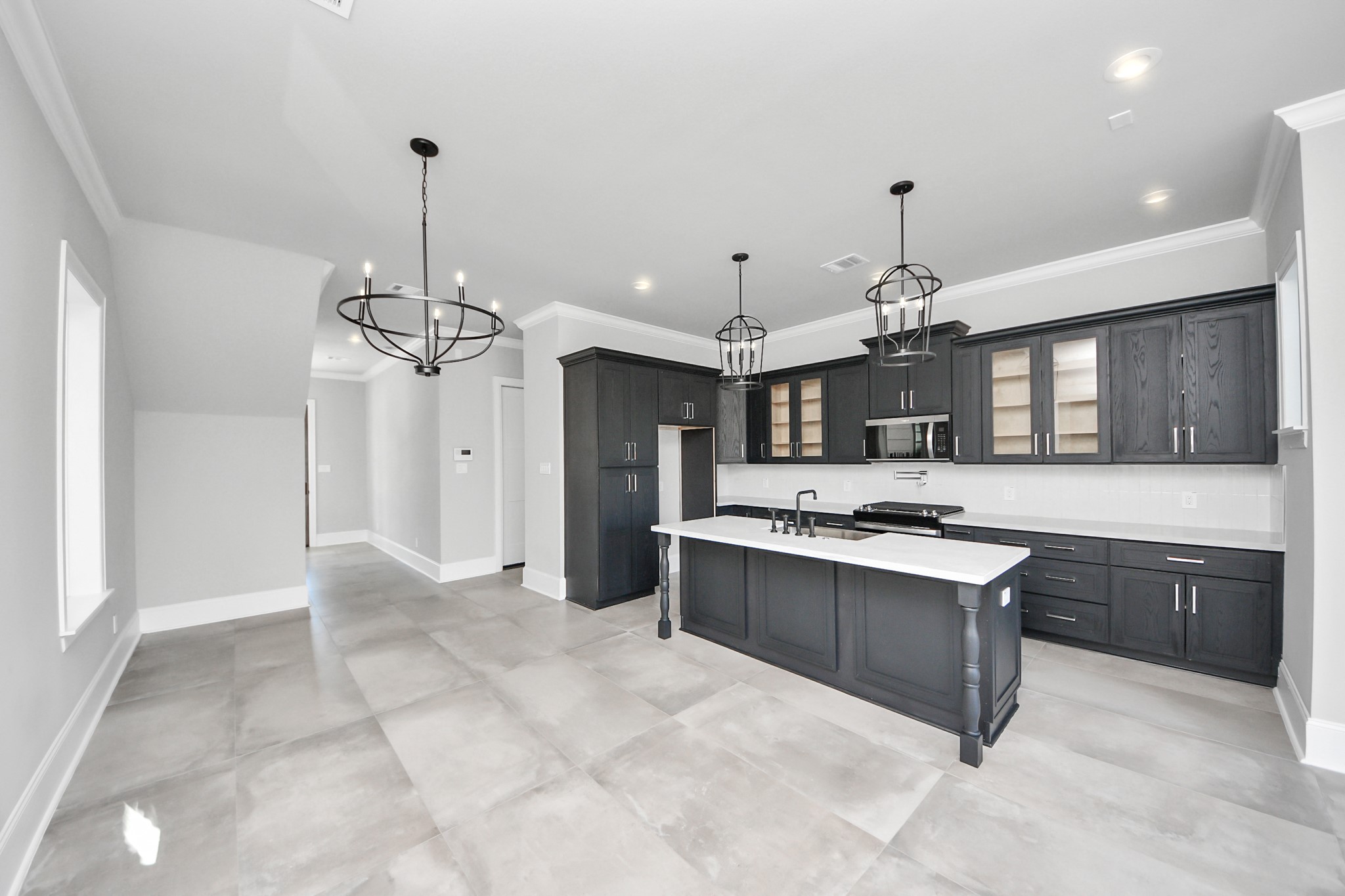 6322 Milwee Street, Unit B Houston, TX 77092 - Photo 8 of 34