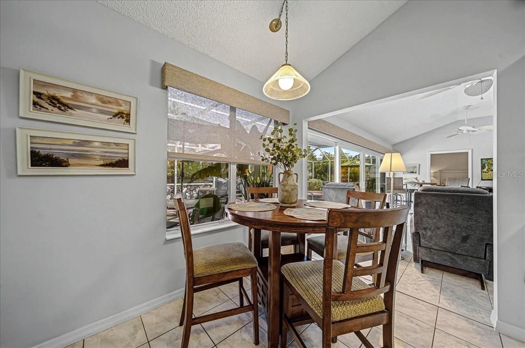 922 Soledad Way The Villages, FL 32159 - Photo 16 of 82