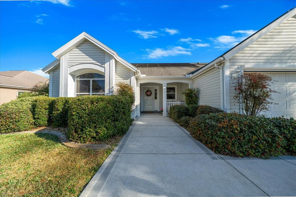 922 Soledad Way The Villages, FL 32159 - Photo 7 of 82