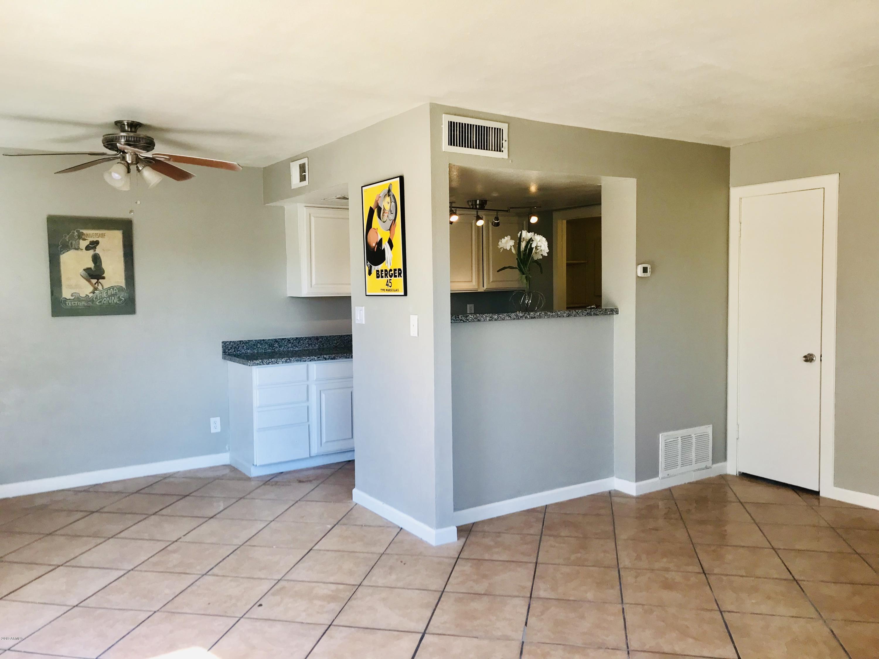 4704 East Broadway Road Phoenix, AZ 85040 - Photo 8 of 17 2019-09-11 16.13.06-1