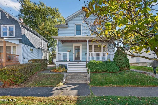$250,000 | 1060 Keyes Avenue, Schenectady, NY 12309