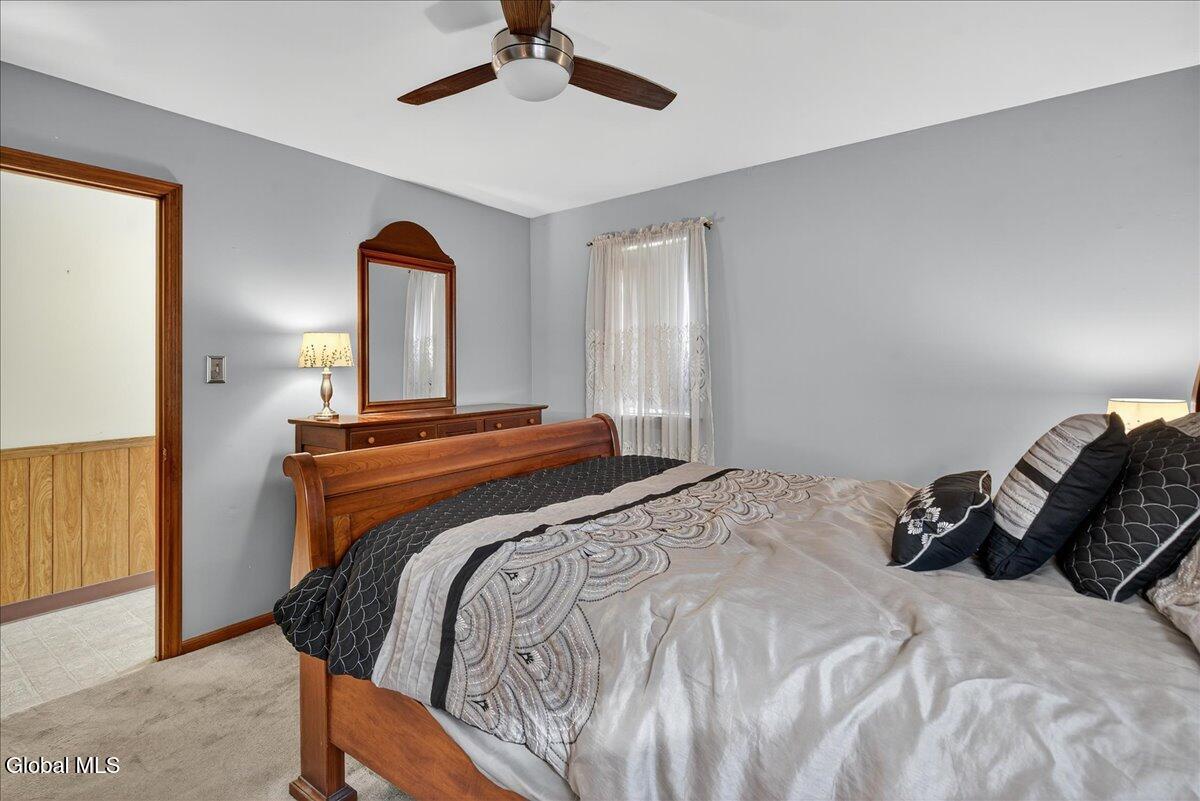 1060 Keyes Avenue Schenectady, NY 12309 - Photo 17 of 31 15-1060 KEYES-21