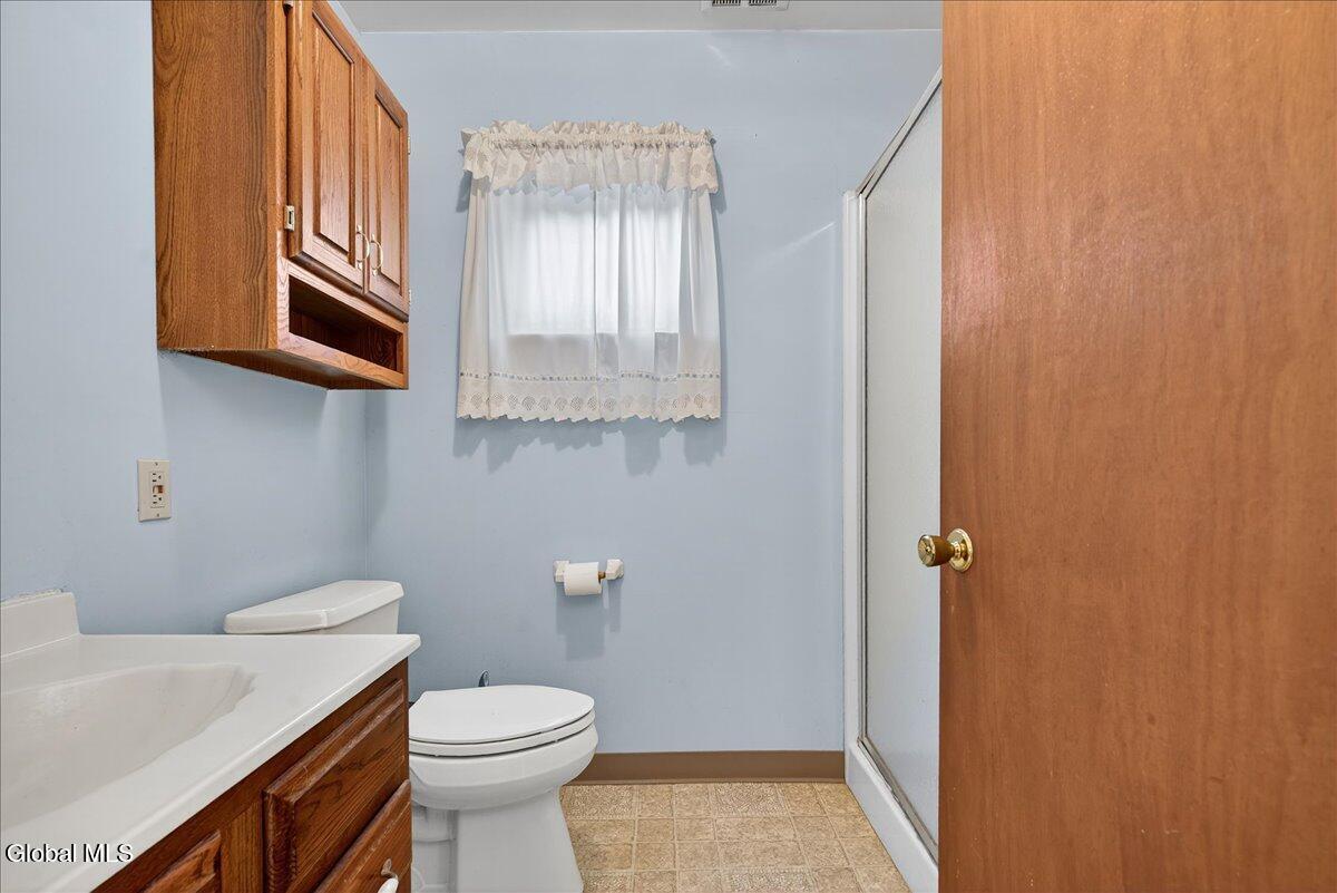 1060 Keyes Avenue Schenectady, NY 12309 - Photo 20 of 31 18-1060 KEYES-18