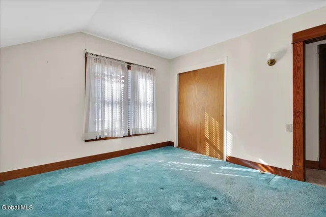 $250,000 | 1060 Keyes Avenue, Schenectady, NY 12309