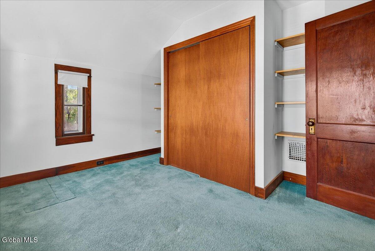 1060 Keyes Avenue Schenectady, NY 12309 - Photo 27 of 31 08-1060 KEYES-28