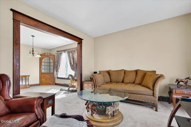 $250,000 | 1060 Keyes Avenue, Schenectady, NY 12309