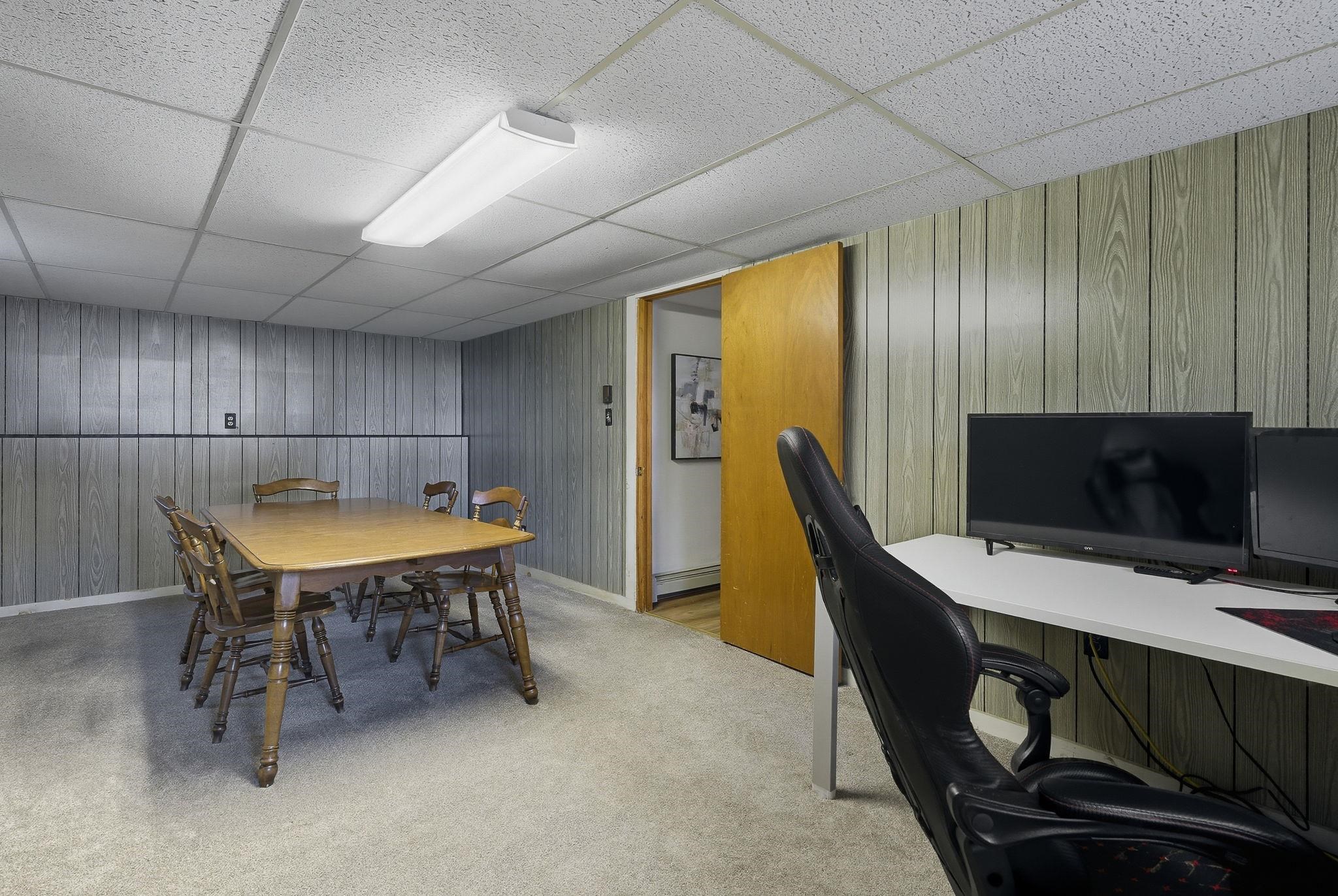 4 Vernon Avenue Rochester, NH 03867 - Photo 13 of 18