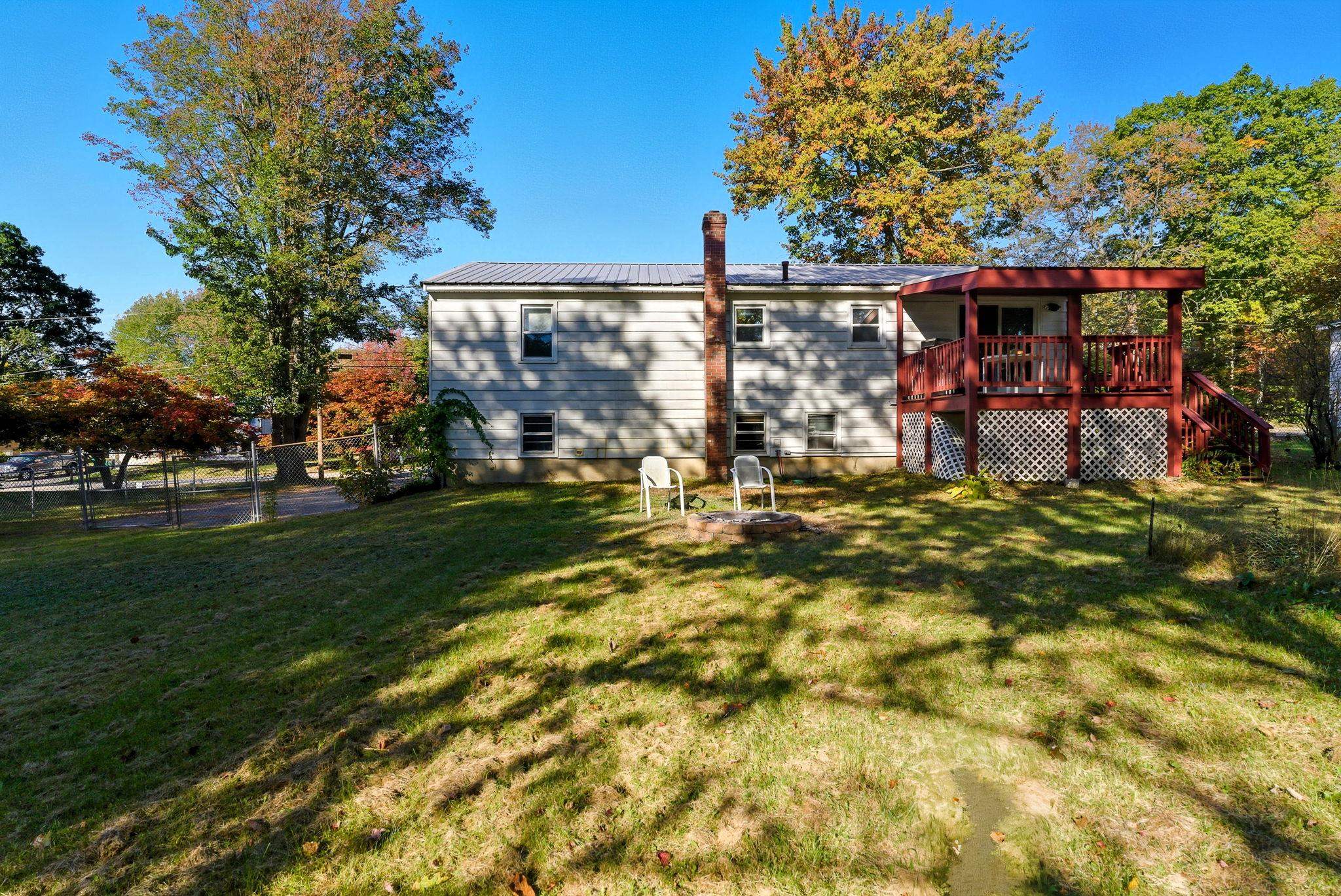 4 Vernon Avenue Rochester, NH 03867 - Photo 17 of 18