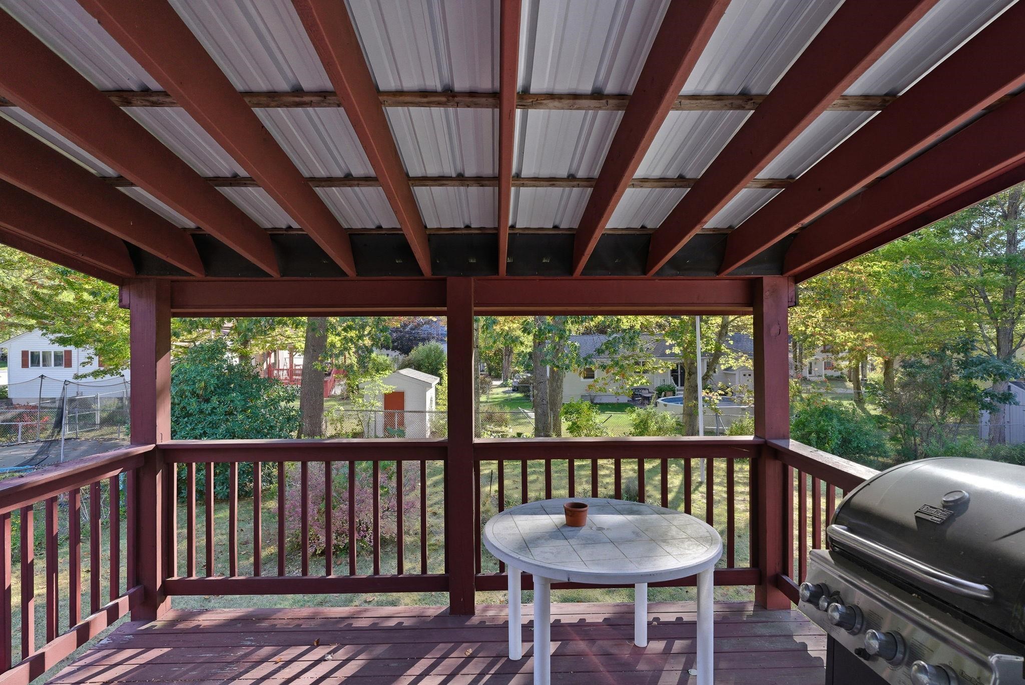 4 Vernon Avenue Rochester, NH 03867 - Photo 18 of 18