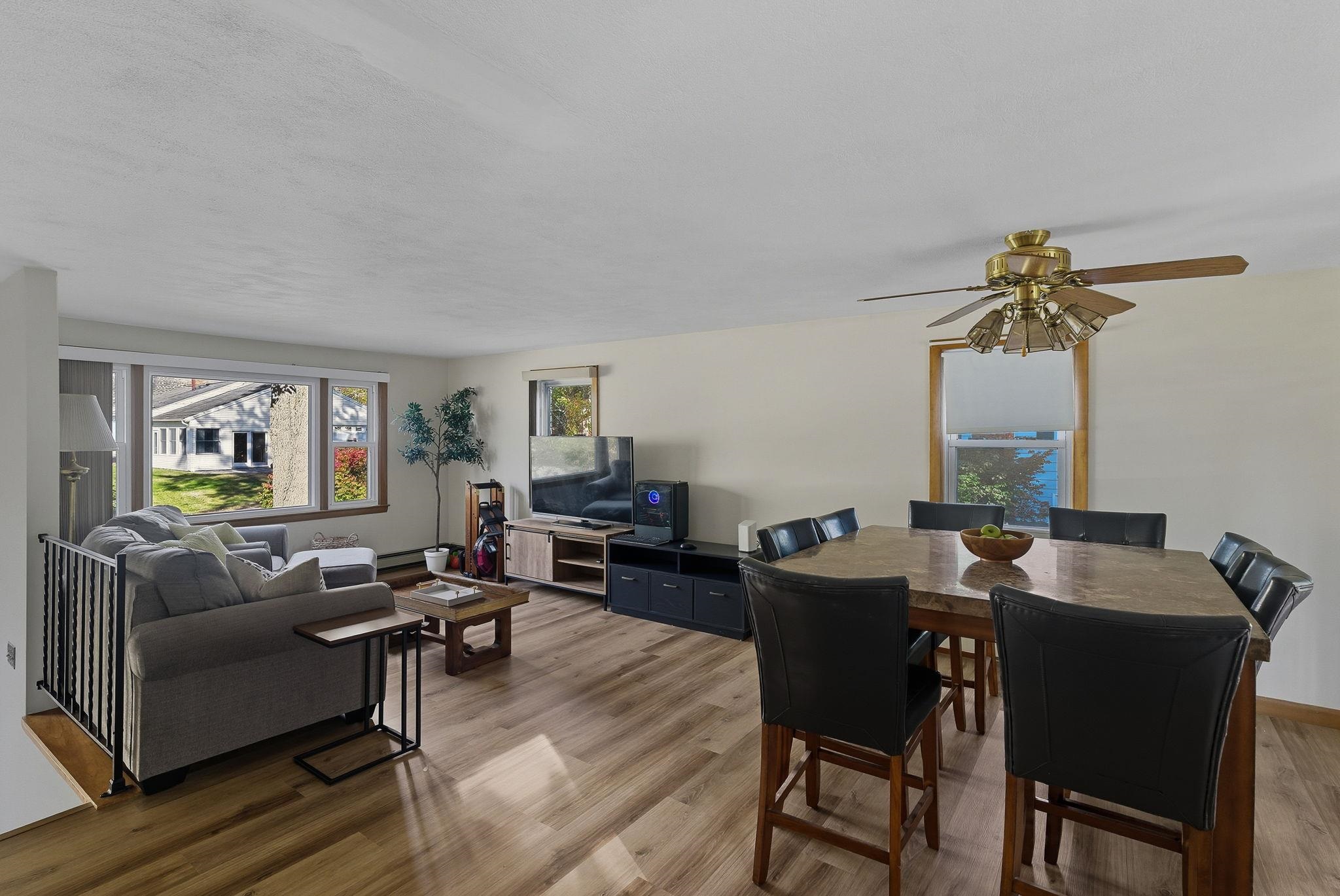 4 Vernon Avenue Rochester, NH 03867 - Photo 3 of 18