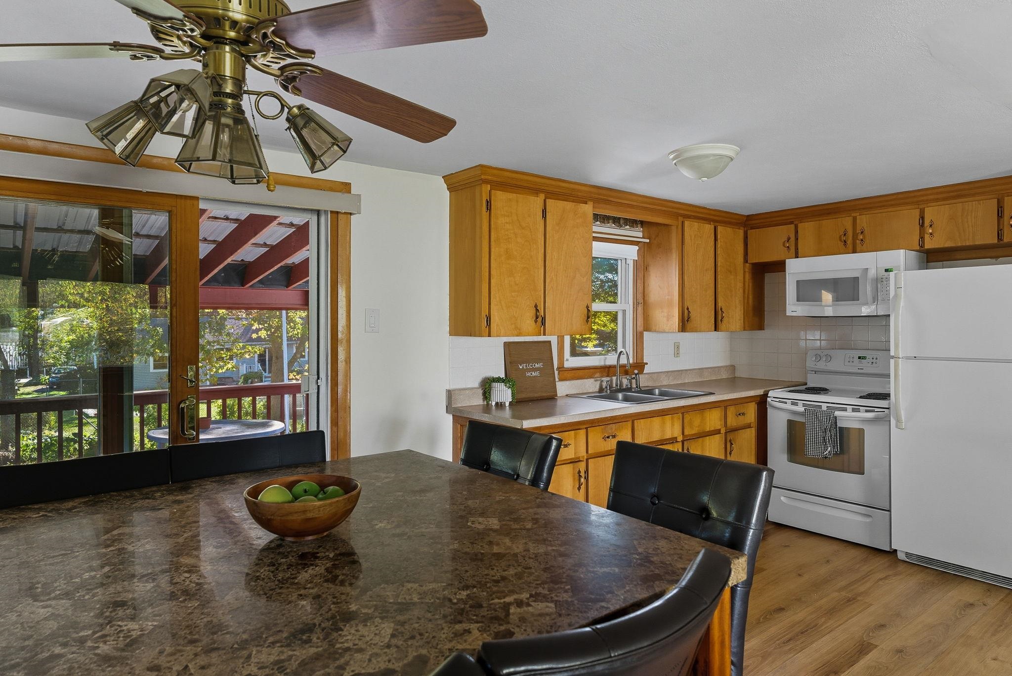 4 Vernon Avenue Rochester, NH 03867 - Photo 6 of 18