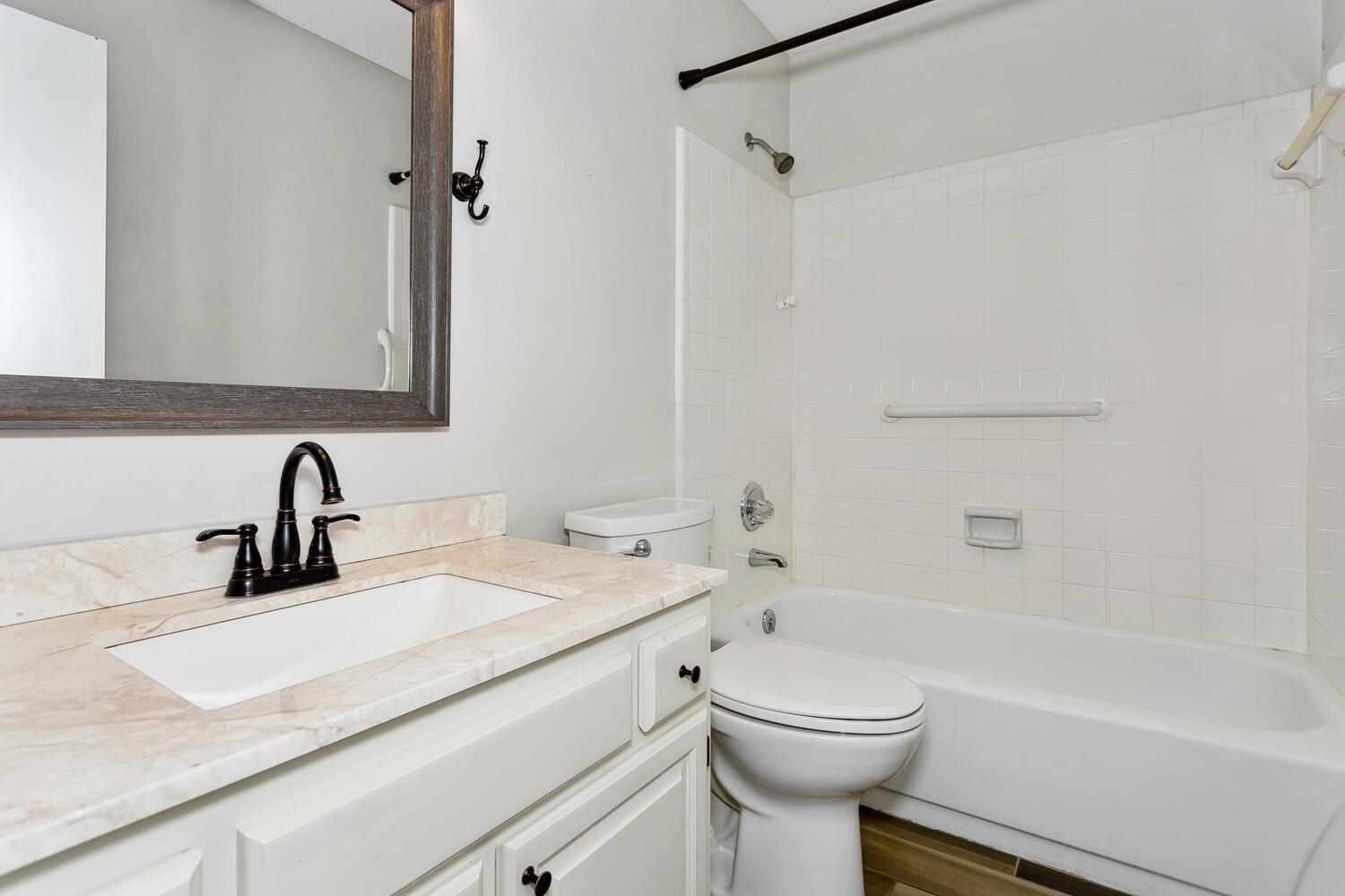 4831 East Olive Road, Unit 4D Pensacola, FL 32514 - Photo 16 of 35