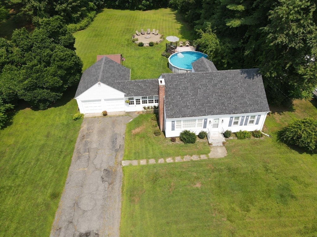 84 Thayer Road Greenfield, MA 01301 - Photo 4 of 34 Gallery Image 4