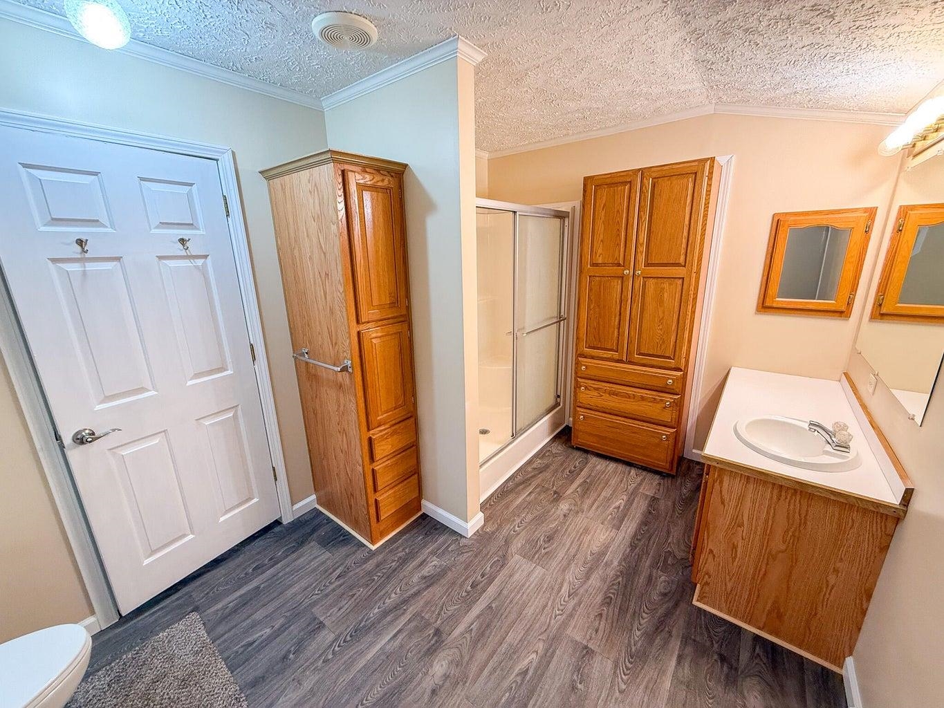 600 Clear Lake Road West Branch, MI 48661 - Photo 17 of 33 1947227-34c2f37d-bf37-4f7d-8cbc-477135004706.JPG