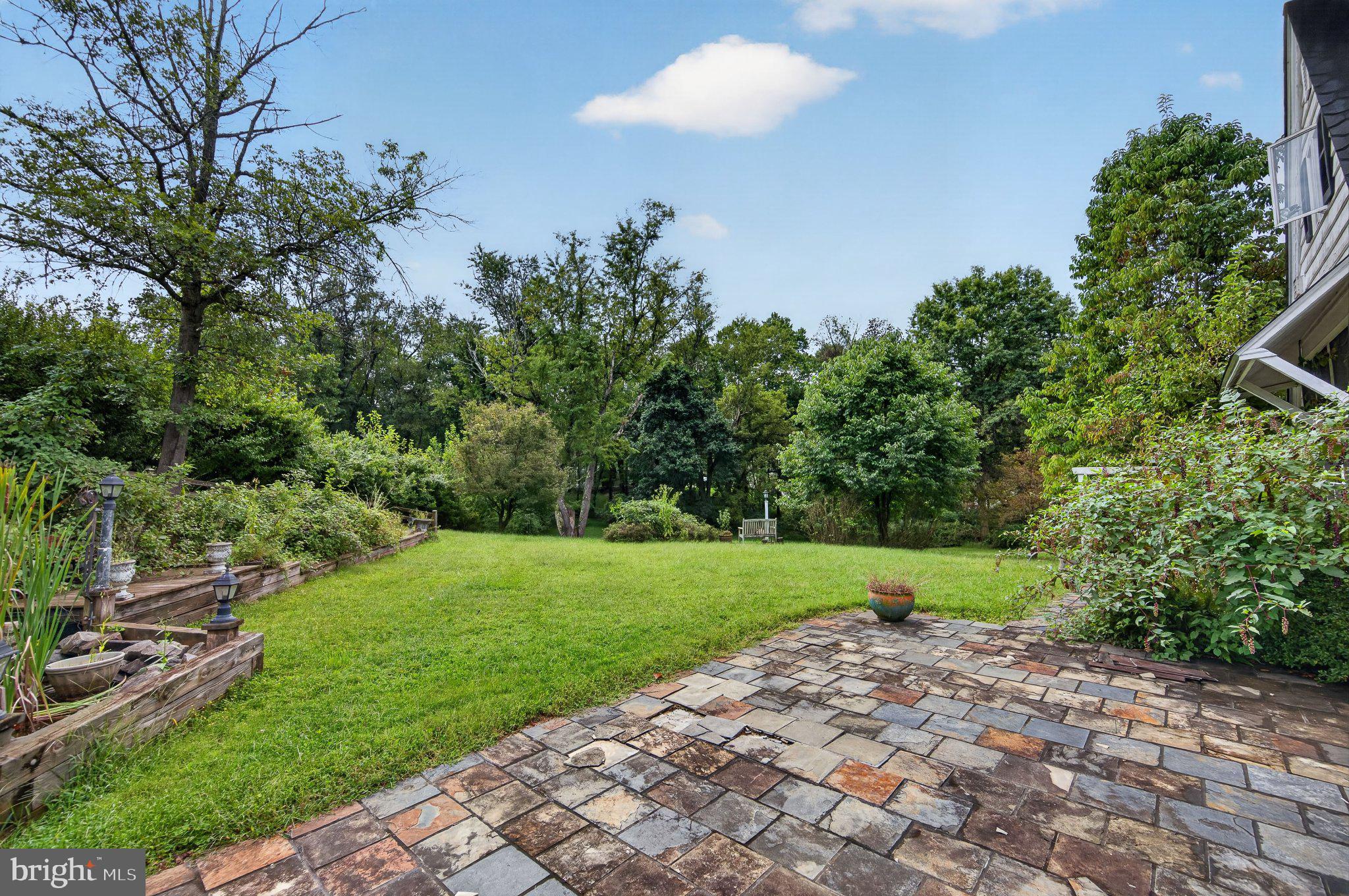 10024 Colvin Run Road Great Falls, VA 22066 - Photo 10 of 12 Gallery Image 10