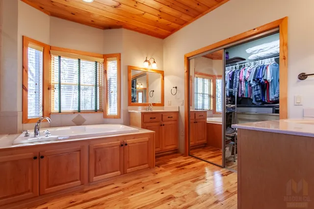 $899,000 | 594 Brasstown View Road, Murphy, NC 28906