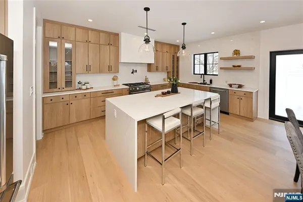 $1,625,000 | 212 Monroe Avenue, River Edge, NJ 07661