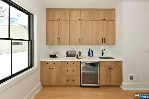 $1,625,000 | 212 Monroe Avenue, River Edge, NJ 07661