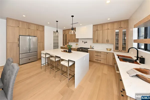 $1,625,000 | 212 Monroe Avenue, River Edge, NJ 07661