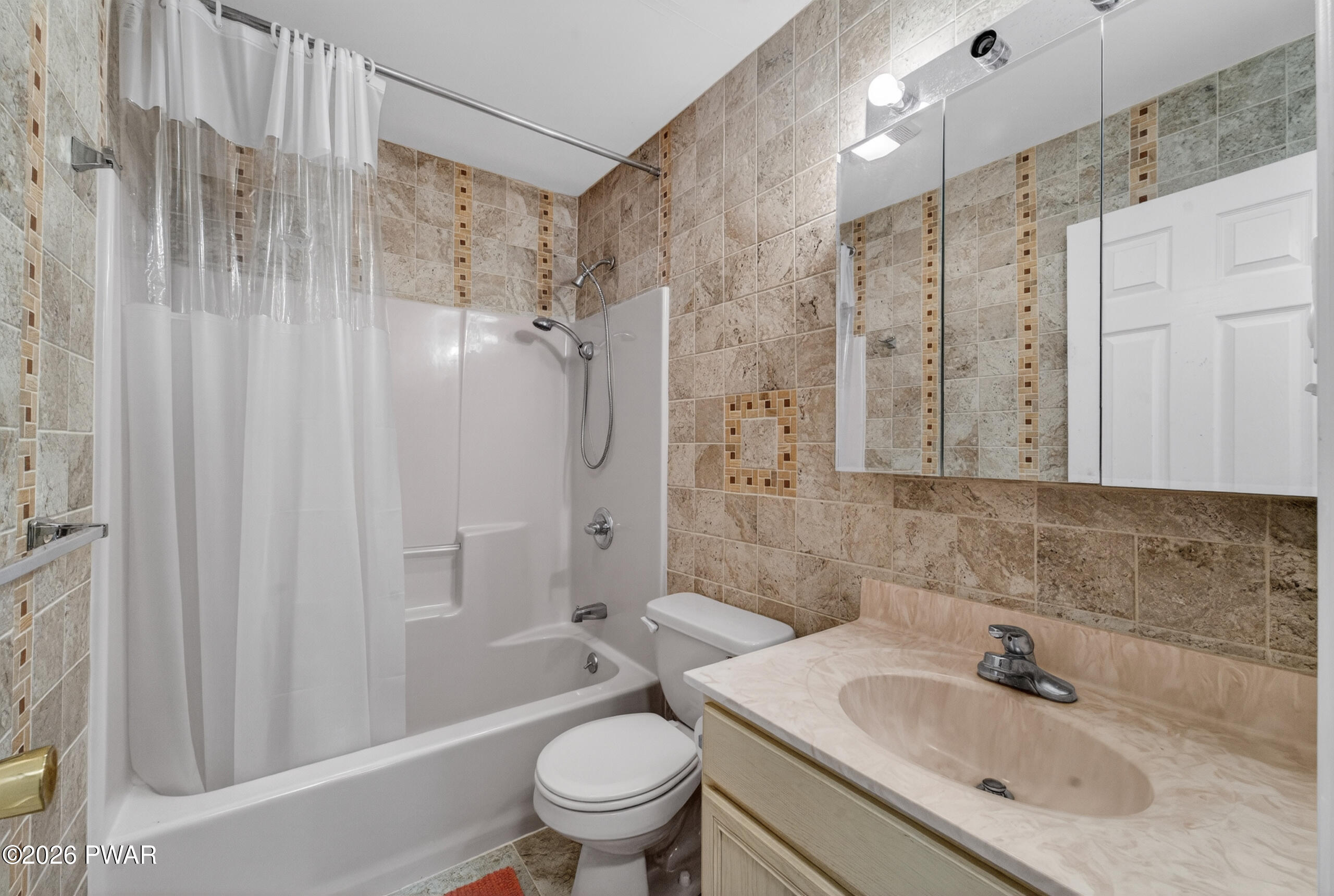 155 Skyview Road Dingmans Ferry, PA 18328 - Photo 12 of 28