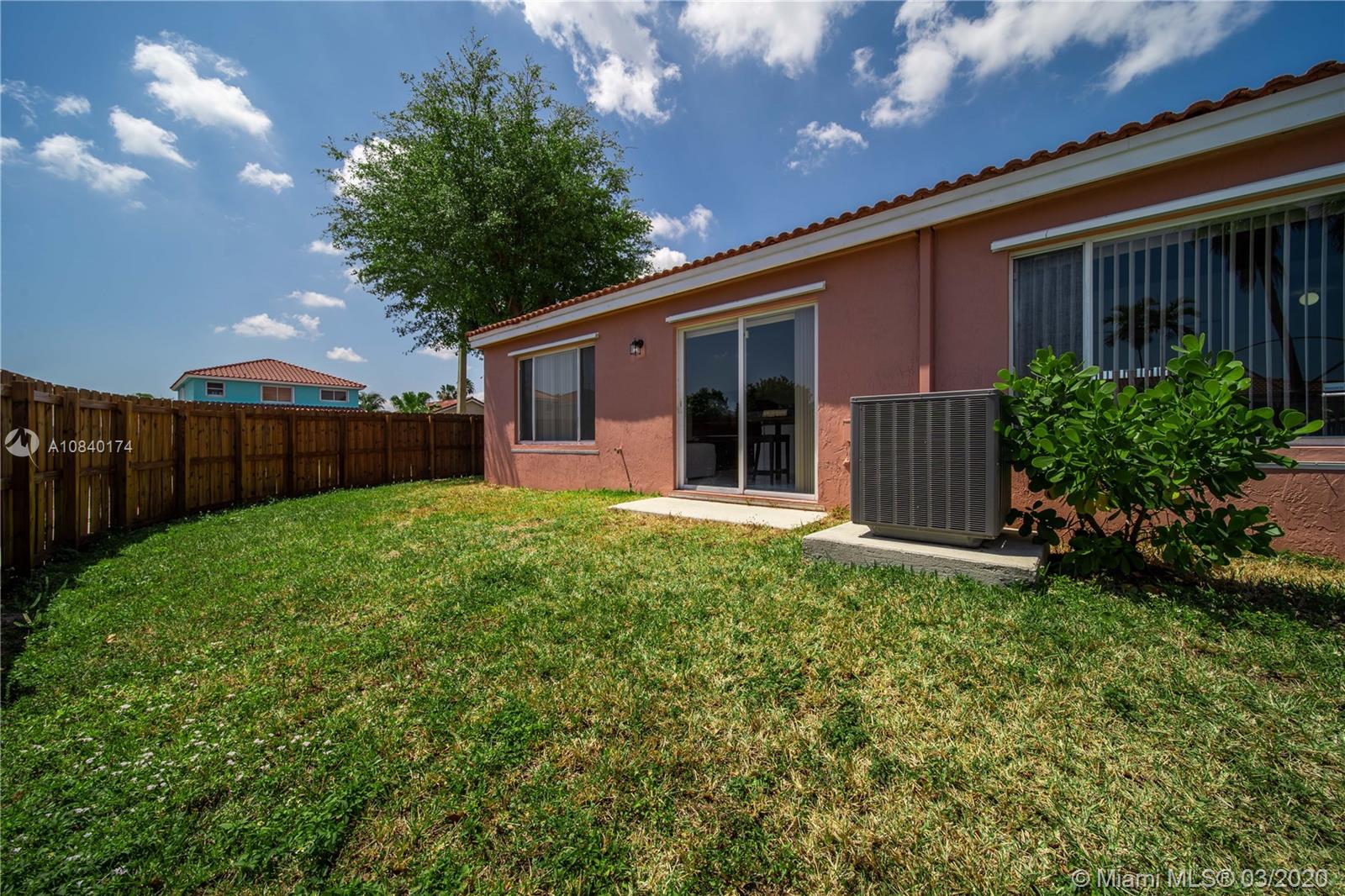 14310 Southwest 175th Terrace Miami, FL 33177 - Photo 15 of 37